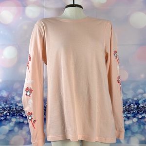 adidas. Womens Long sleeve tee. Size Medium. Only worn once. Great condition!